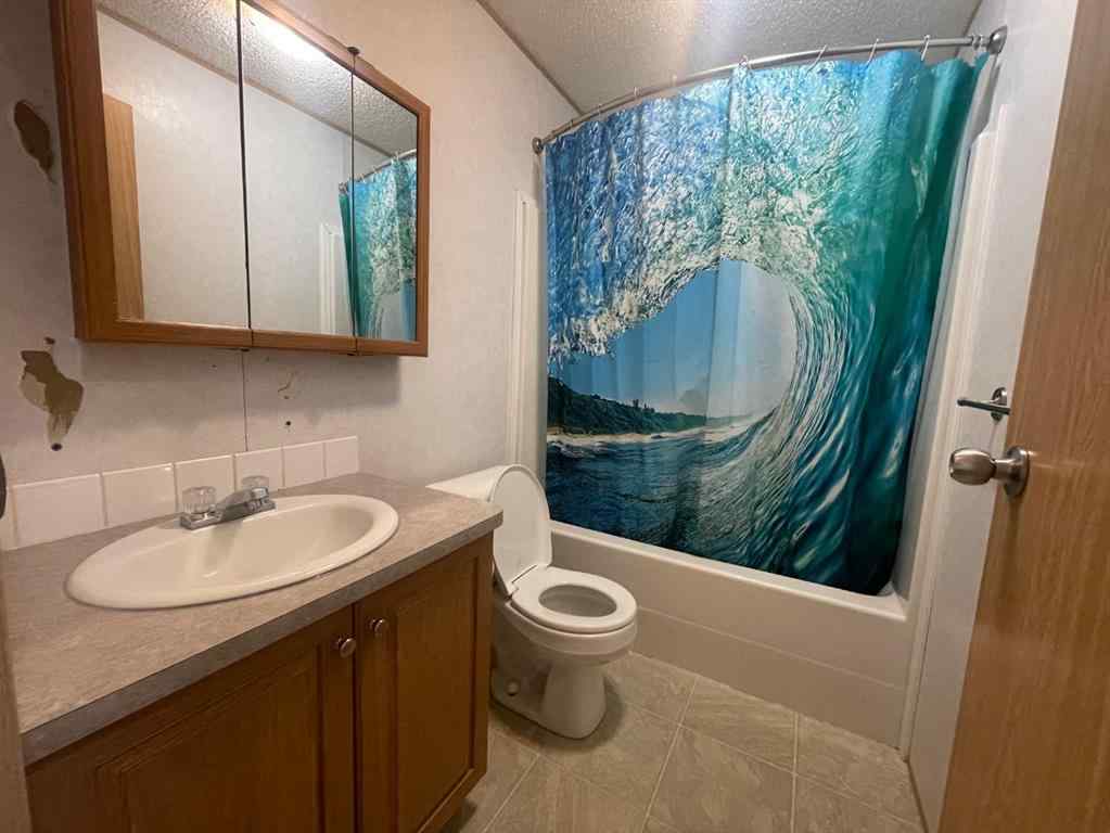MLS® A2256102 - 161 Grey Crescent  in Gregoire Park Fort McMurray, Residential