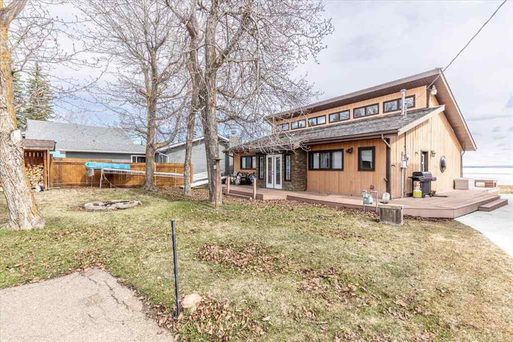 MLS® A2256105 - 35 Lakeshore Drive  in NONE Grandview, Residential