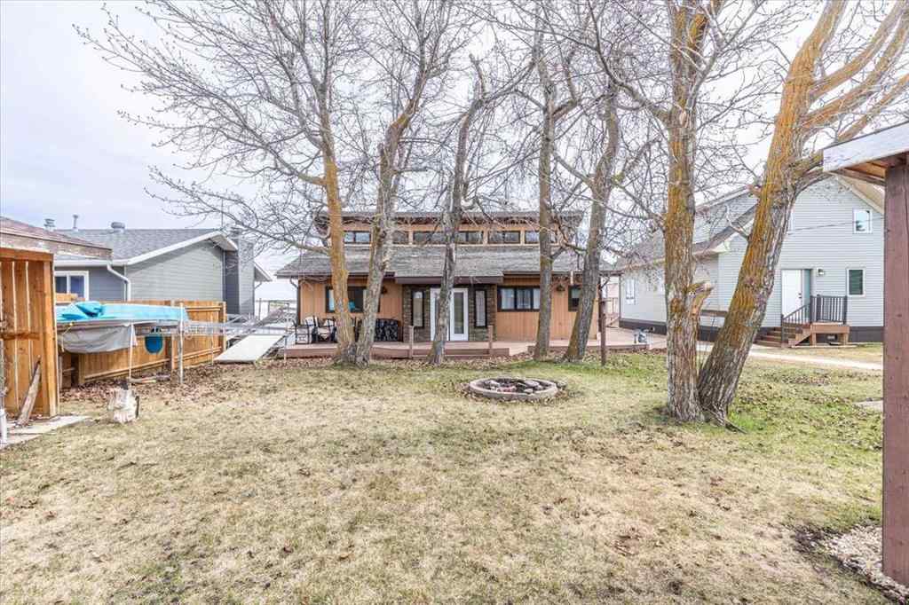 MLS® A2256105 - 35 Lakeshore Drive  in NONE Grandview, Residential