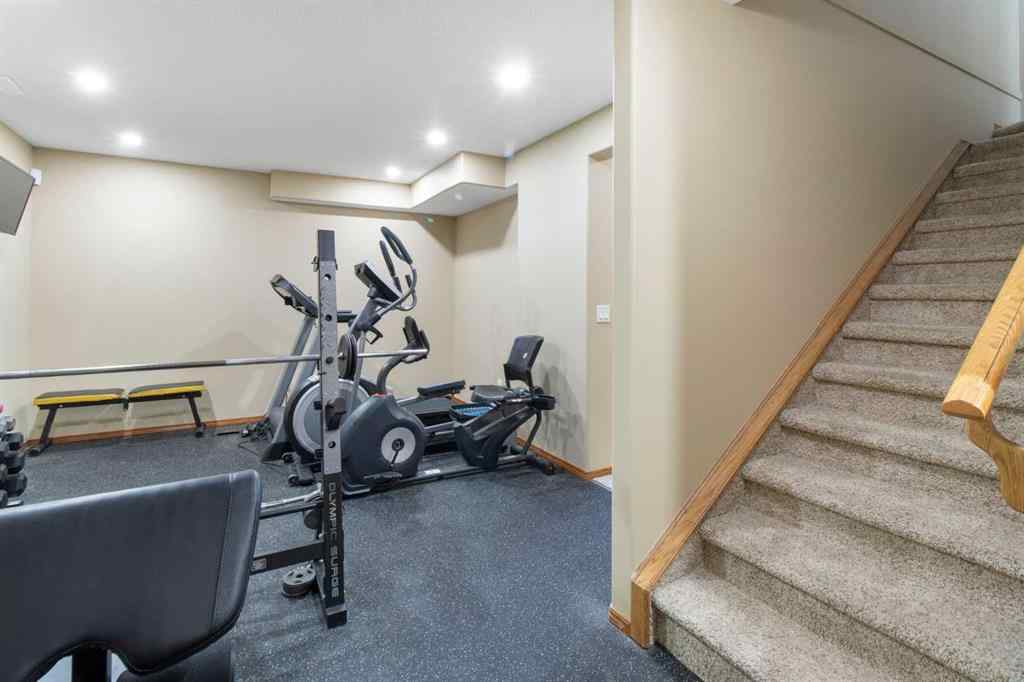 MLS® A2256106 - 235 Everwillow Close SW in Evergreen Calgary, Residential