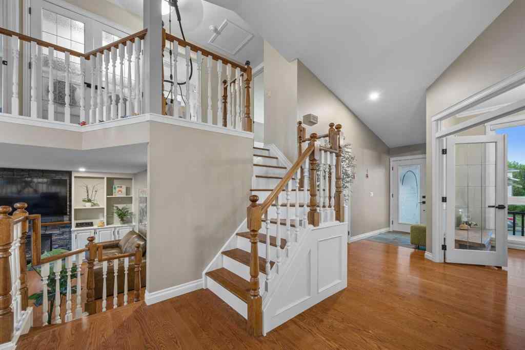MLS® A2256112 - 182 Scenic Glen Close NW in Scenic Acres Calgary, Residential