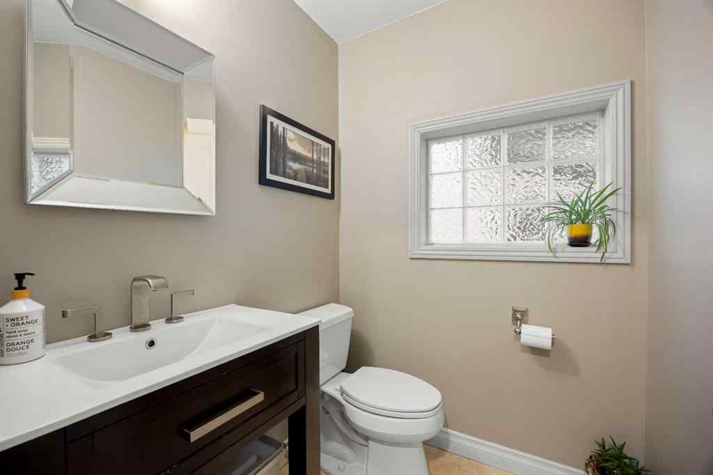 MLS® A2256112 - 182 Scenic Glen Close NW in Scenic Acres Calgary, Residential
