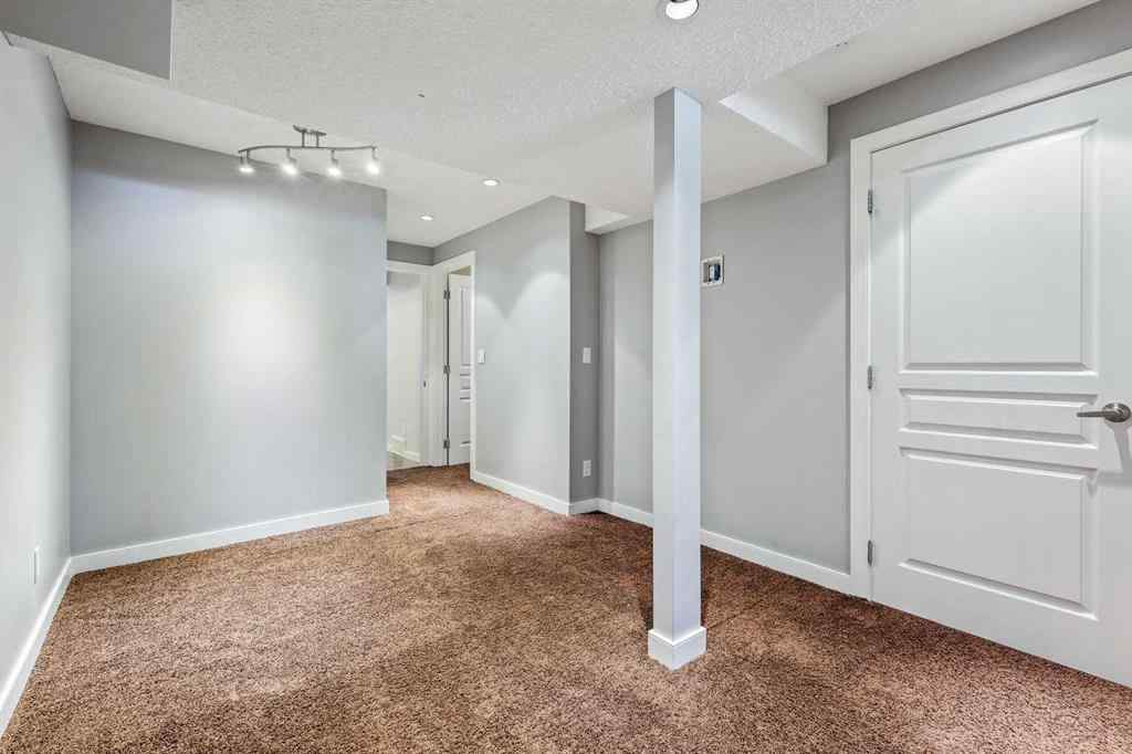 MLS® A2256113 - 95 New Brighton Landing SE in New Brighton Calgary, Residential