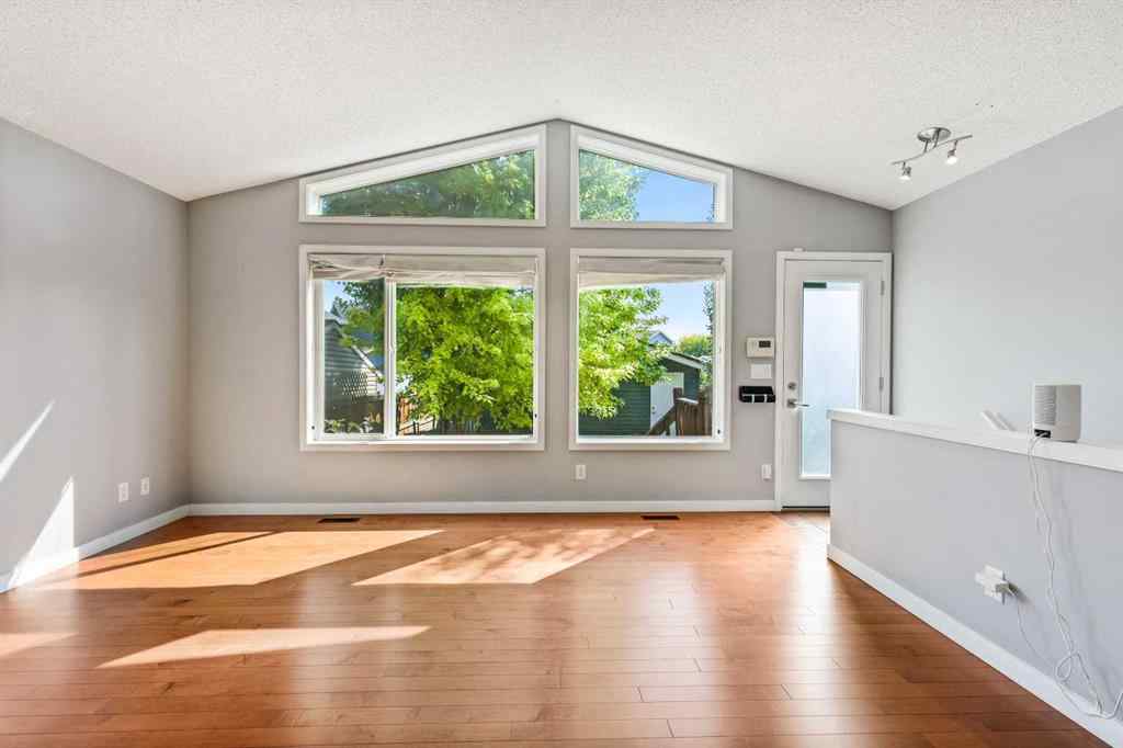 MLS® A2256113 - 95 New Brighton Landing SE in New Brighton Calgary, Residential