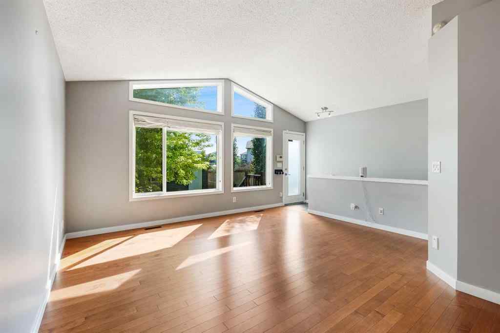 MLS® A2256113 - 95 New Brighton Landing SE in New Brighton Calgary, Residential