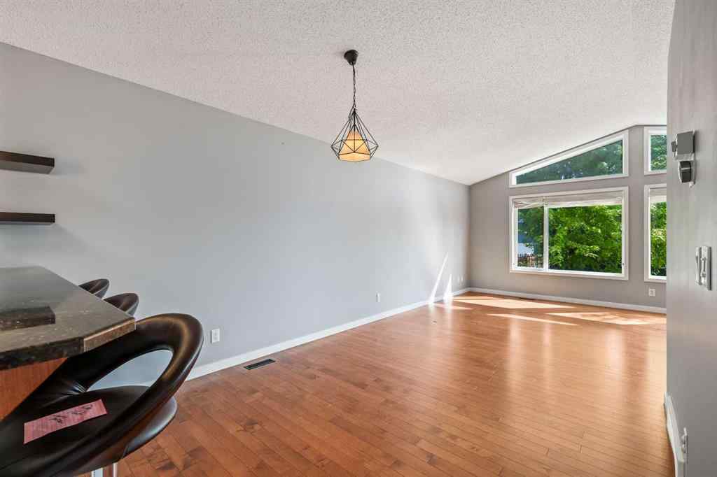 MLS® A2256113 - 95 New Brighton Landing SE in New Brighton Calgary, Residential