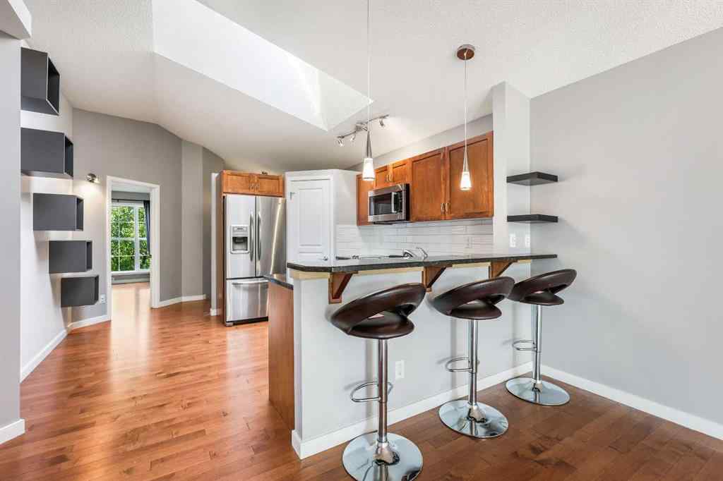 MLS® A2256113 - 95 New Brighton Landing SE in New Brighton Calgary, Residential
