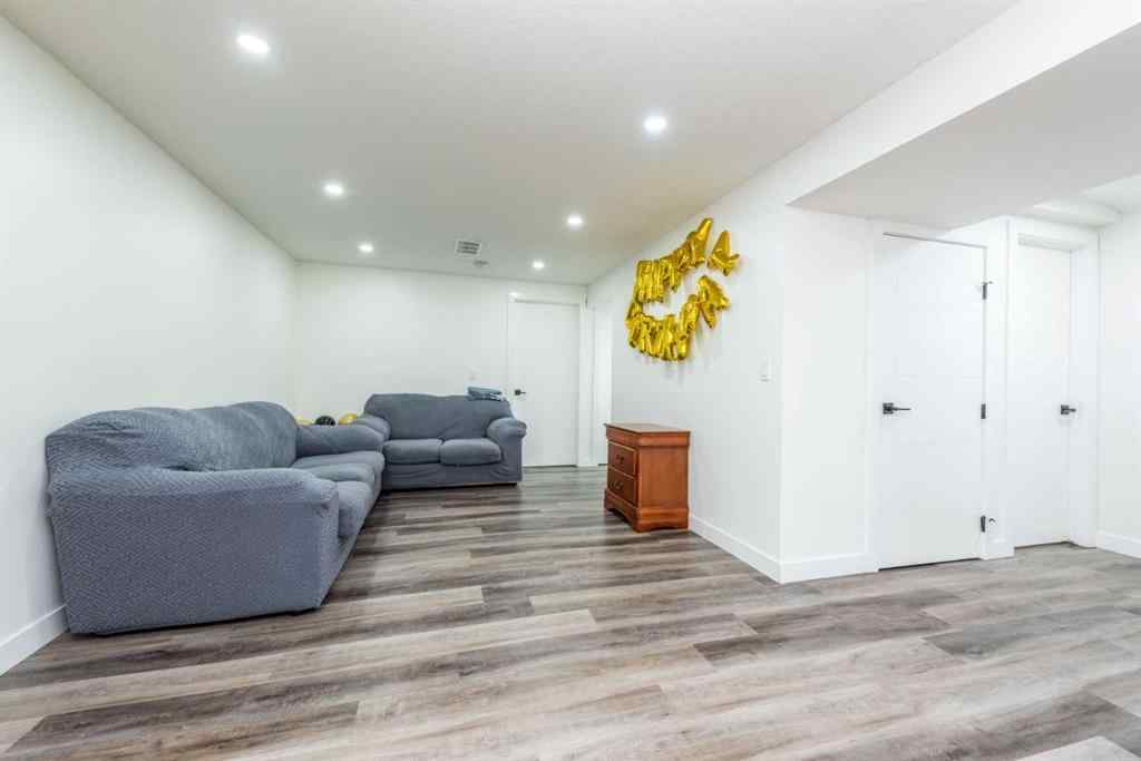 MLS® A2256118 - 5640 Temple Drive NE in Temple Calgary, Residential