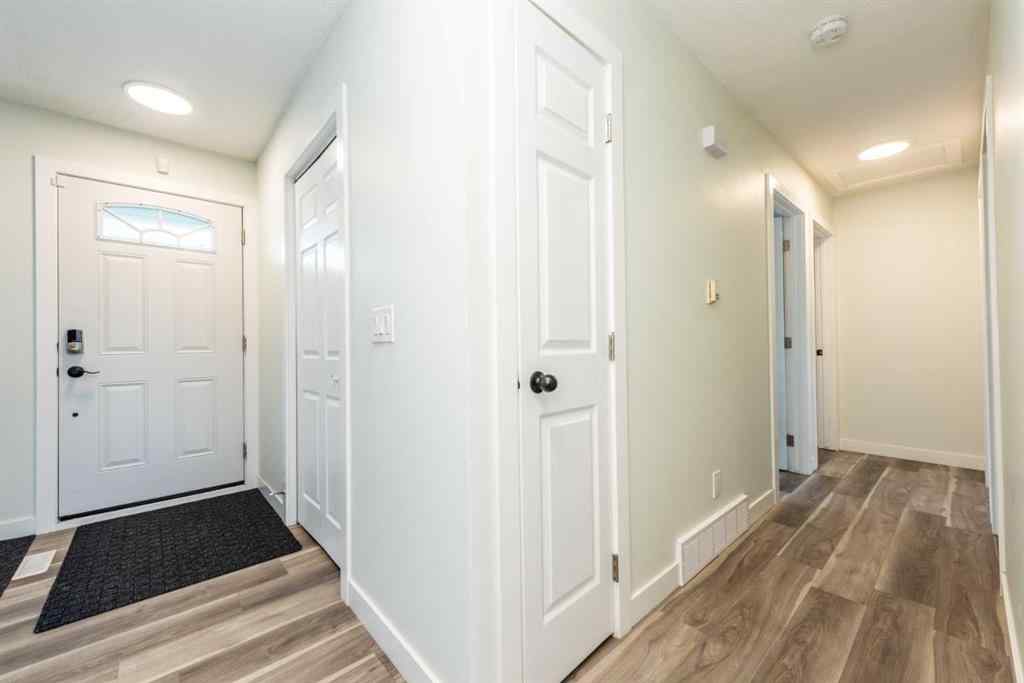 MLS® A2256118 - 5640 Temple Drive NE in Temple Calgary, Residential