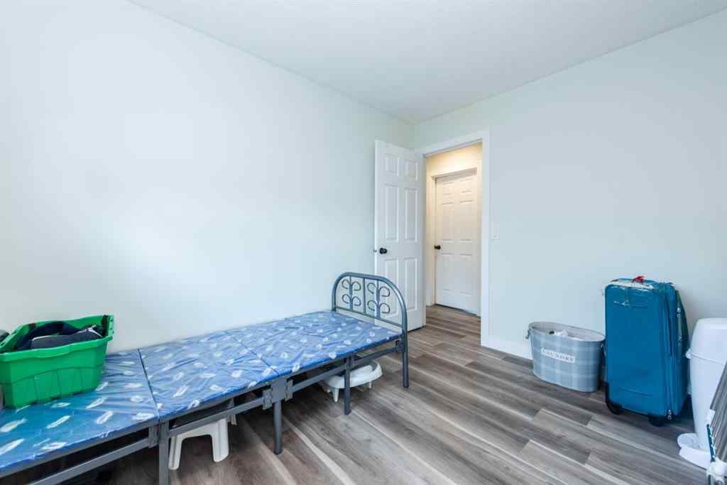 MLS® A2256118 - 5640 Temple Drive NE in Temple Calgary, Residential