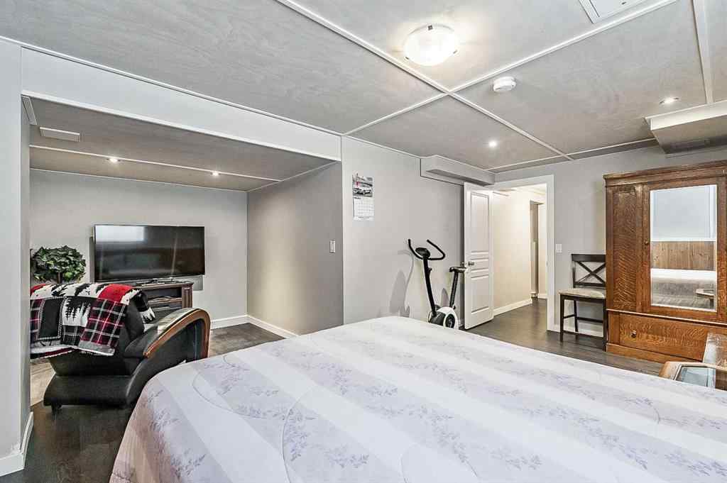 MLS® A2256119 - 36 Millside Way SW in Millrise Calgary, Residential