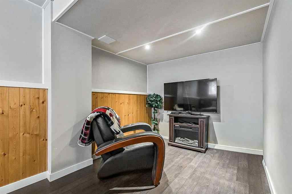 MLS® A2256119 - 36 Millside Way SW in Millrise Calgary, Residential