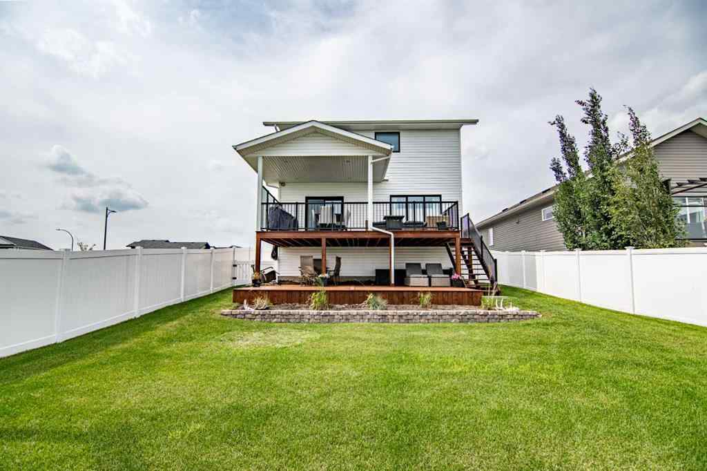 MLS® A2256122 - 587 Robinson Avenue  in Palisades Penhold, Residential