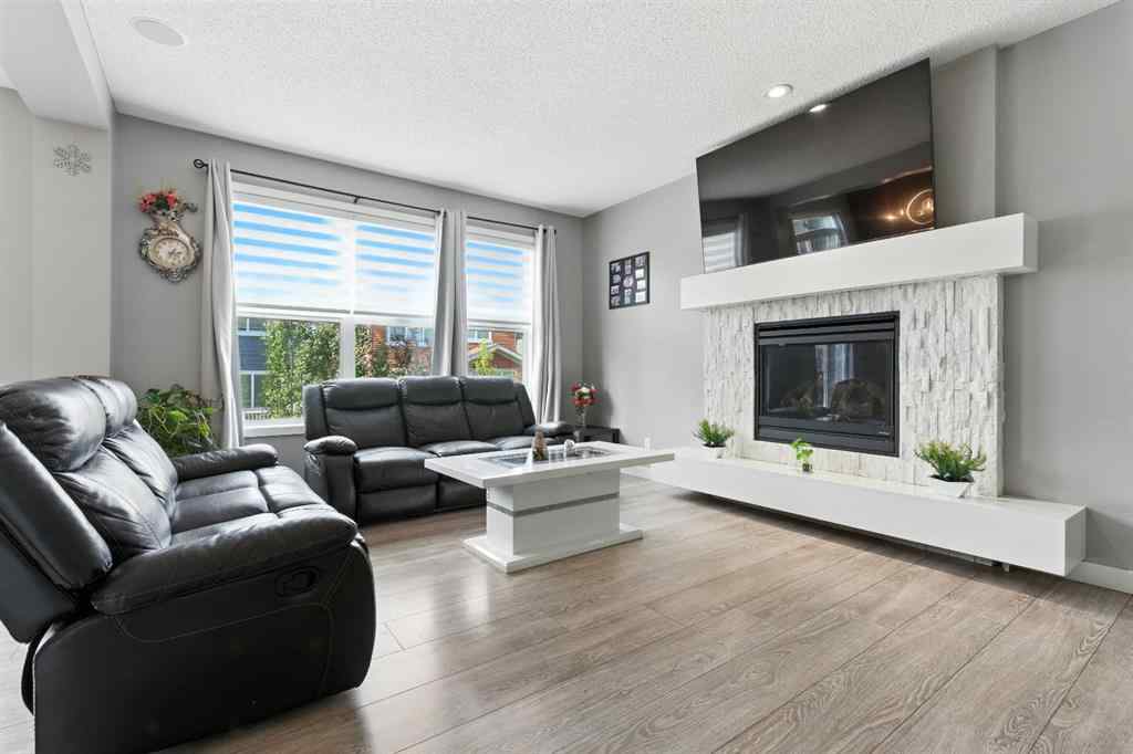 MLS® A2256123 - 313 Kings Heights Drive SE in Kings Heights Airdrie, Residential
