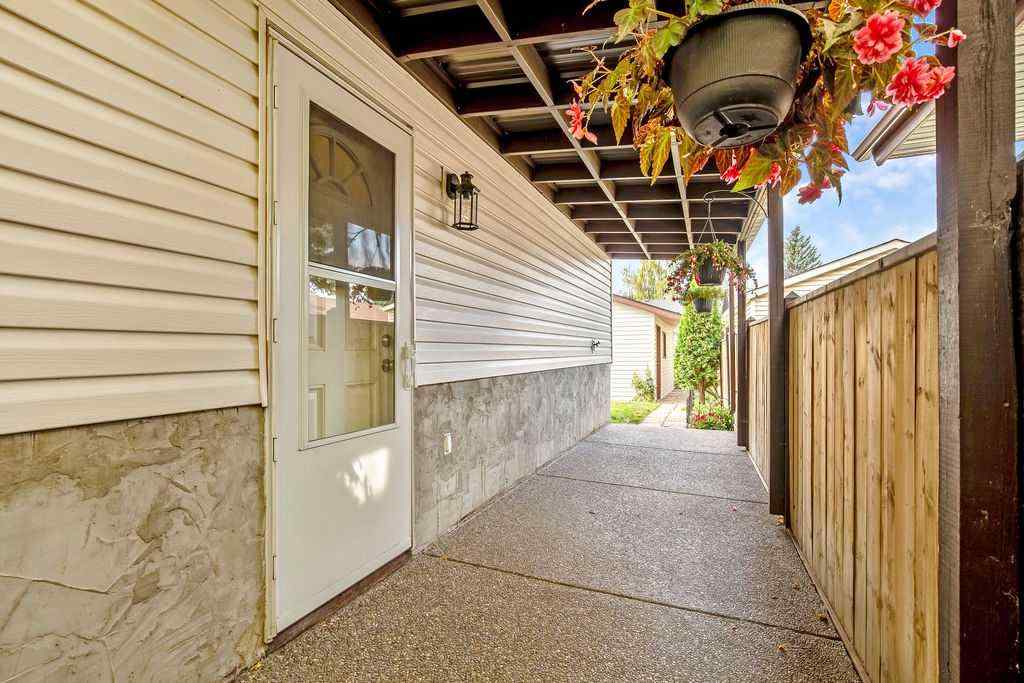 MLS® A2256126 - 15 Riverbirch Place SE in Riverbend Calgary, Residential