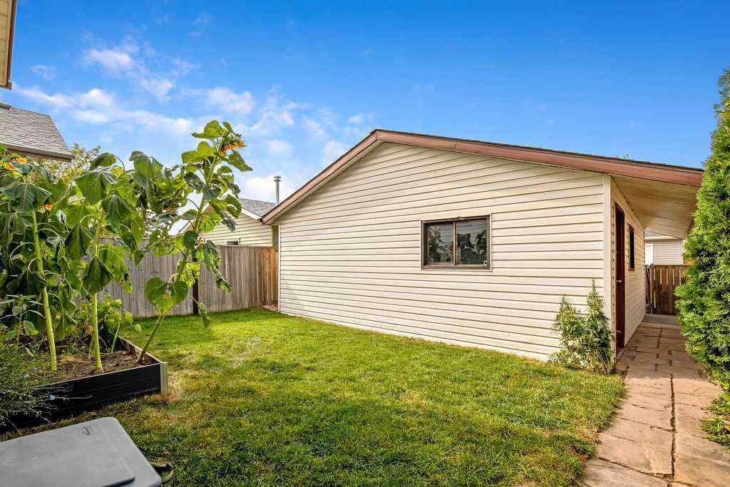 MLS® A2256126 - 15 Riverbirch Place SE in Riverbend Calgary, Residential