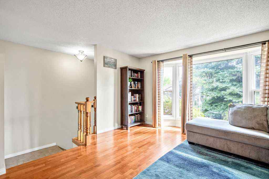 MLS® A2256126 - 15 Riverbirch Place SE in Riverbend Calgary, Residential