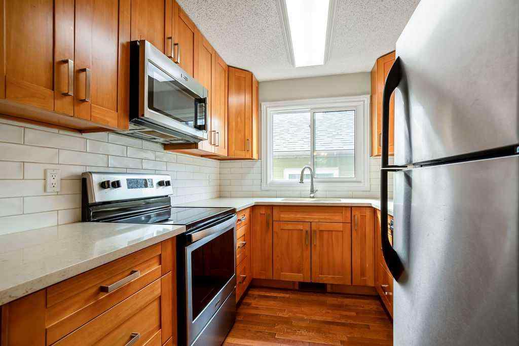MLS® A2256126 - 15 Riverbirch Place SE in Riverbend Calgary, Residential
