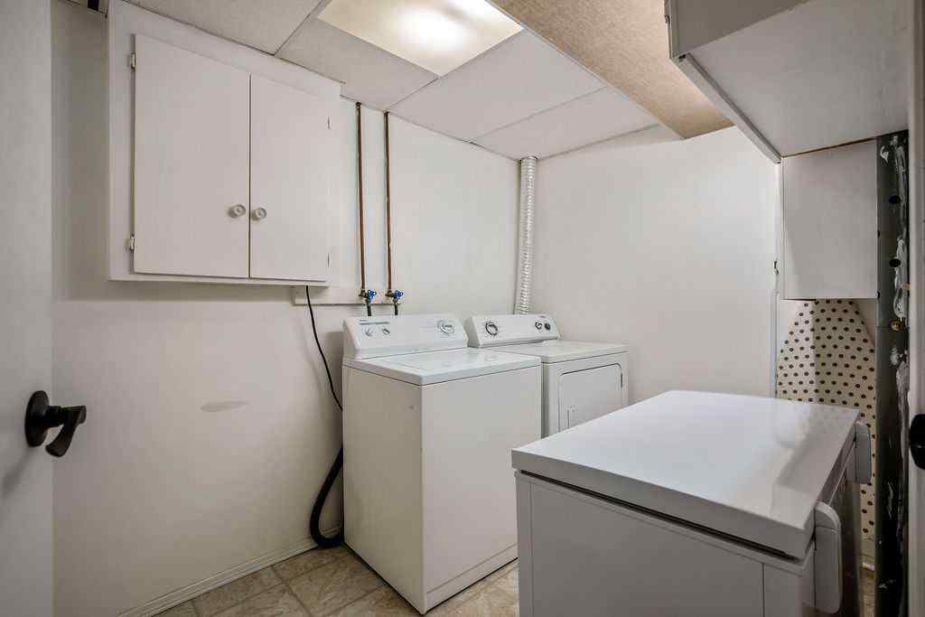 MLS® A2256126 - 15 Riverbirch Place SE in Riverbend Calgary, Residential