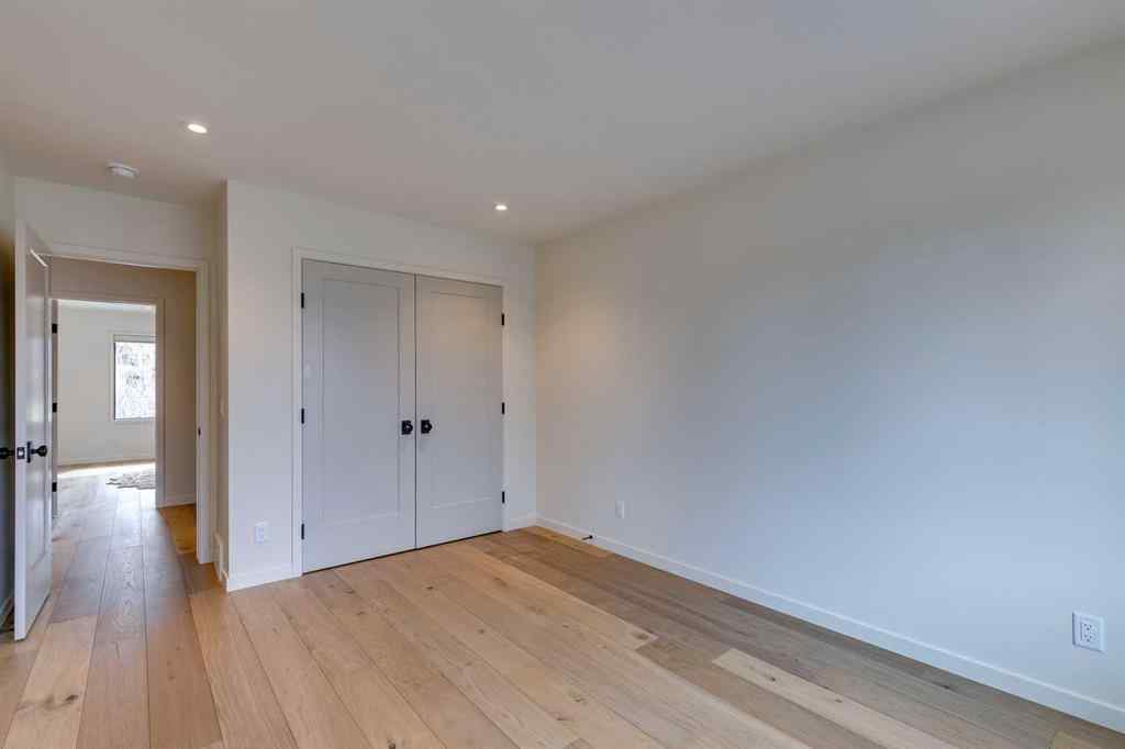 MLS® A2256128 - 936 Elizabeth Road SW in Britannia Calgary, Residential