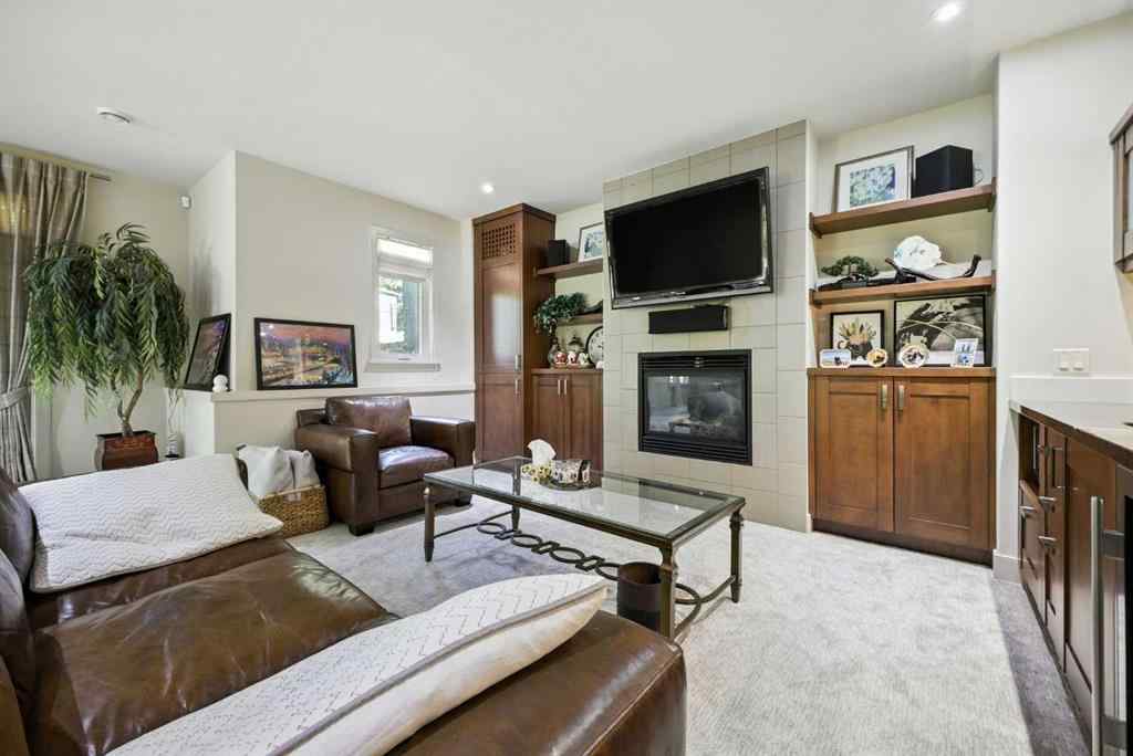 MLS® A2256130 - 16 Spring Valley Lane SW in Springbank Hill Calgary, Residential