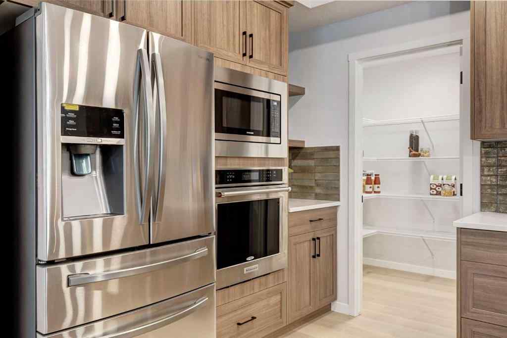 MLS® A2256134 - Unit #5207 9400 Blackfoot Trail SE in Acadia Calgary, Residential