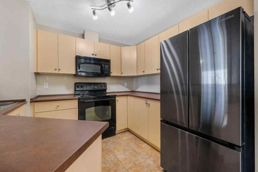MLS® A2256137 - Unit #2207 10 Prestwick Bay SE in McKenzie Towne Calgary, Residential