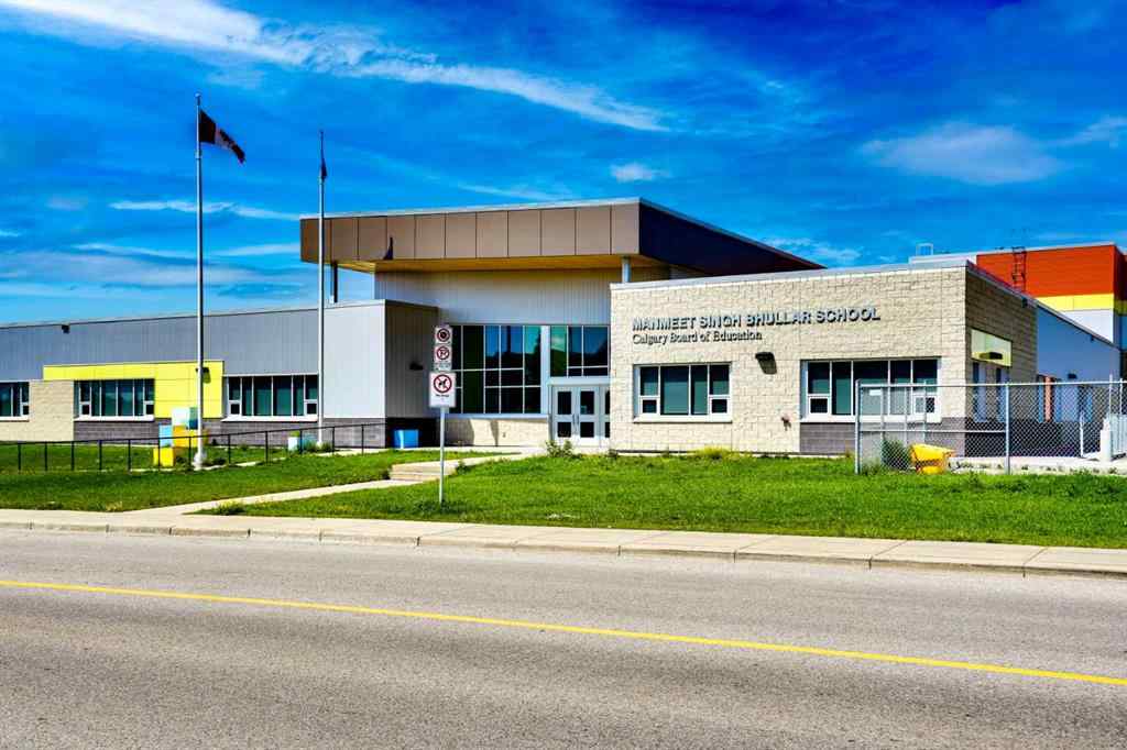 MLS® A2256145 - 1092 Martindale Boulevard NE in Martindale Calgary, Residential