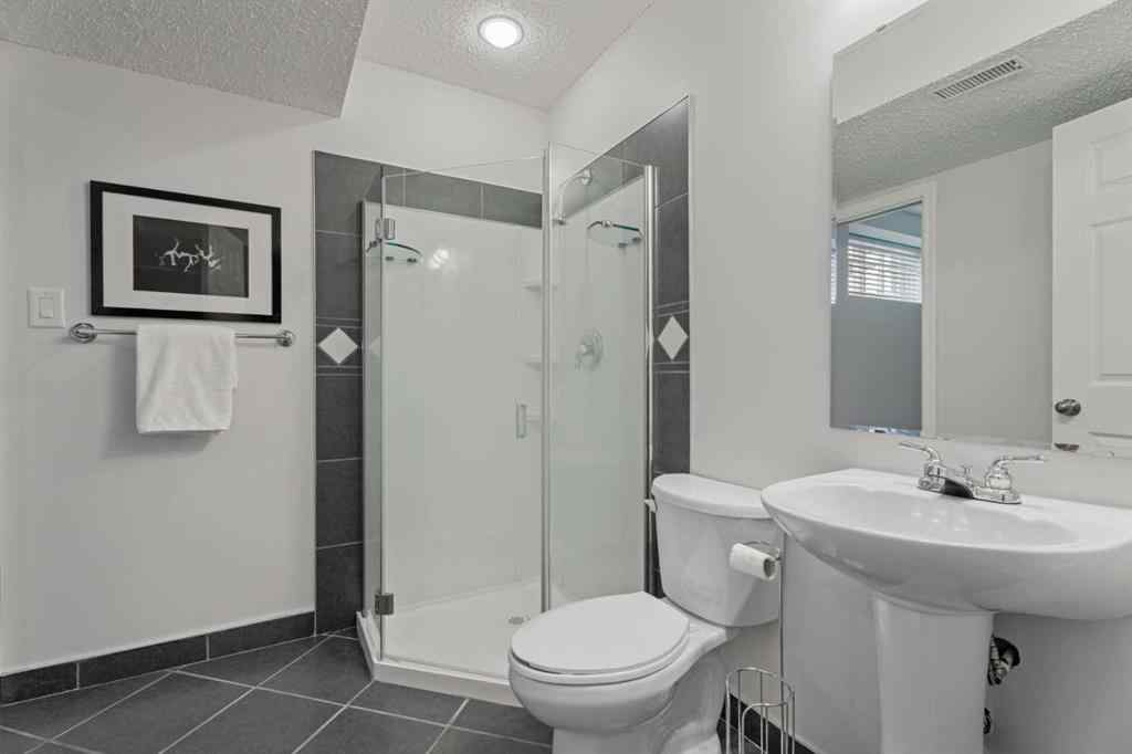 MLS® A2256148 - 165 Crystal Green Drive  in Crystal Green Okotoks, Residential