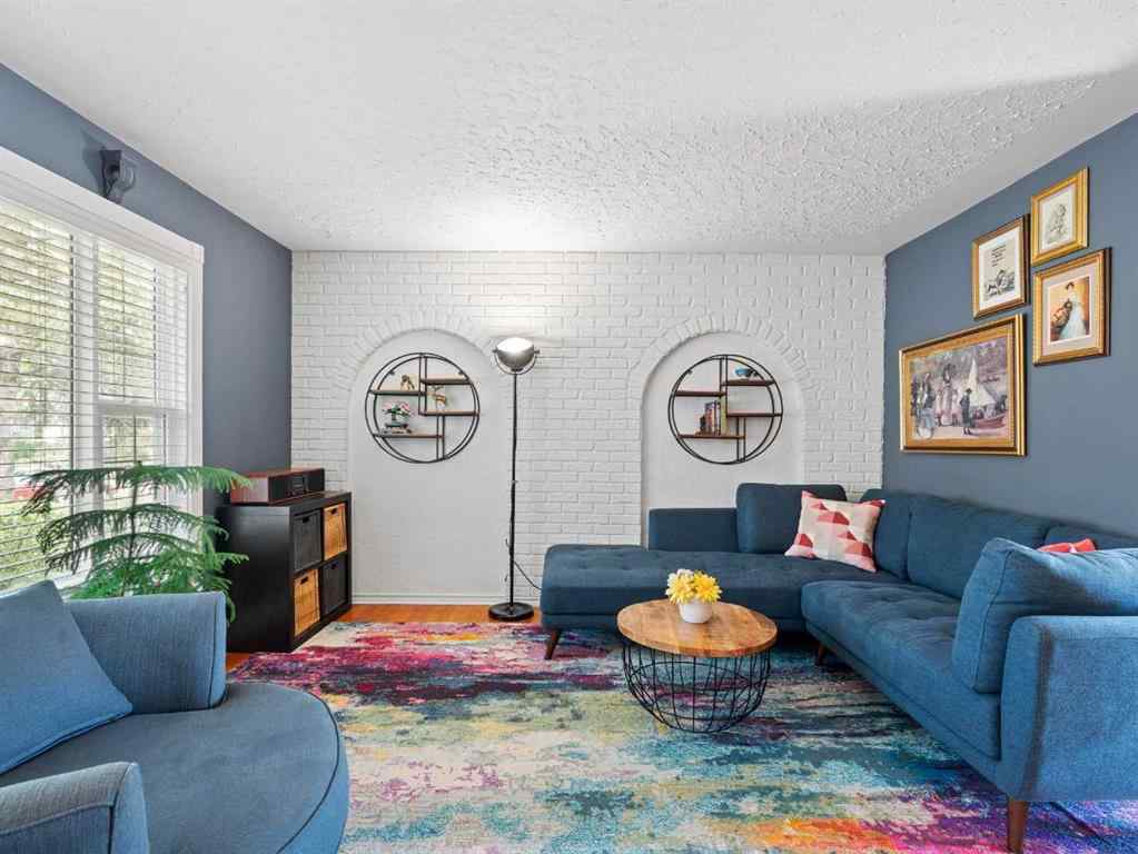 MLS® A2256149 - 1989 Cottonwood Crescent SE in Southview Calgary, Residential