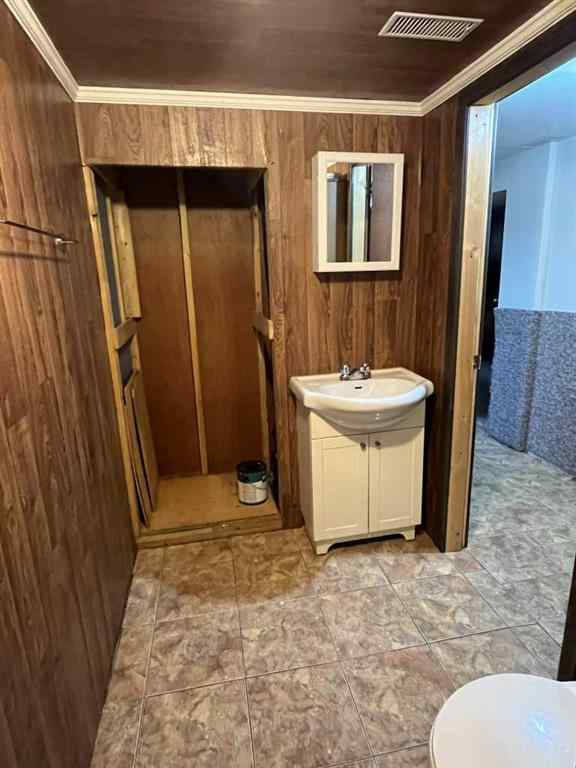 MLS® A2256151 - 221 3 Avenue  in NONE Vauxhall, Residential
