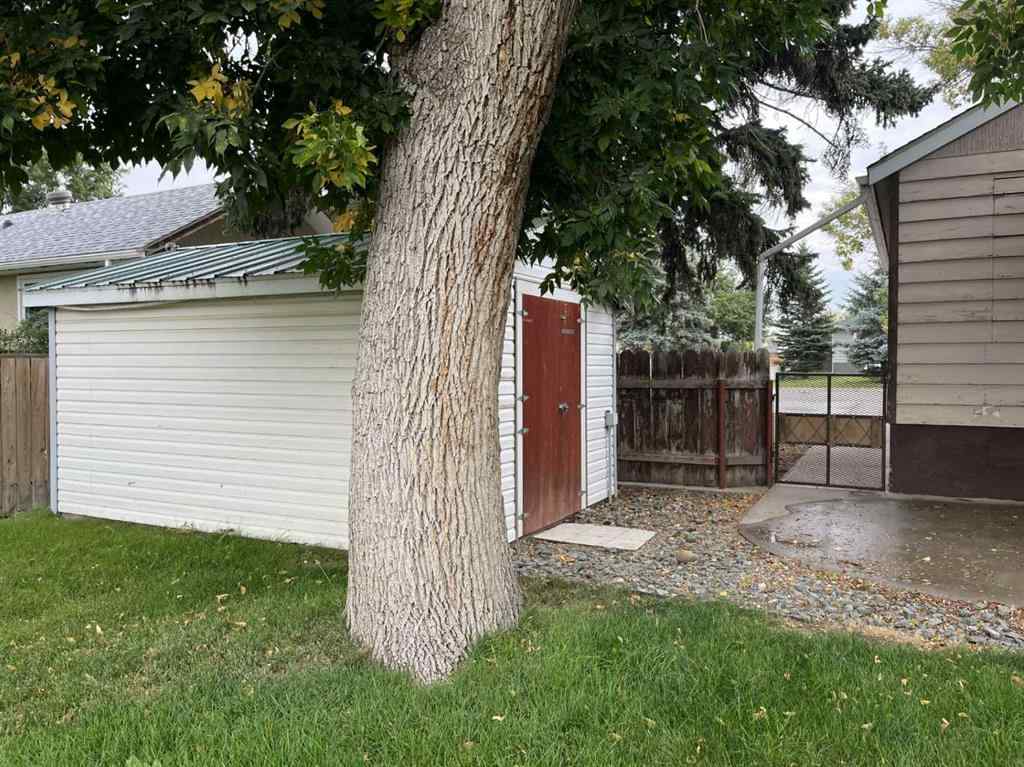 MLS® A2256151 - 221 3 Avenue  in NONE Vauxhall, Residential