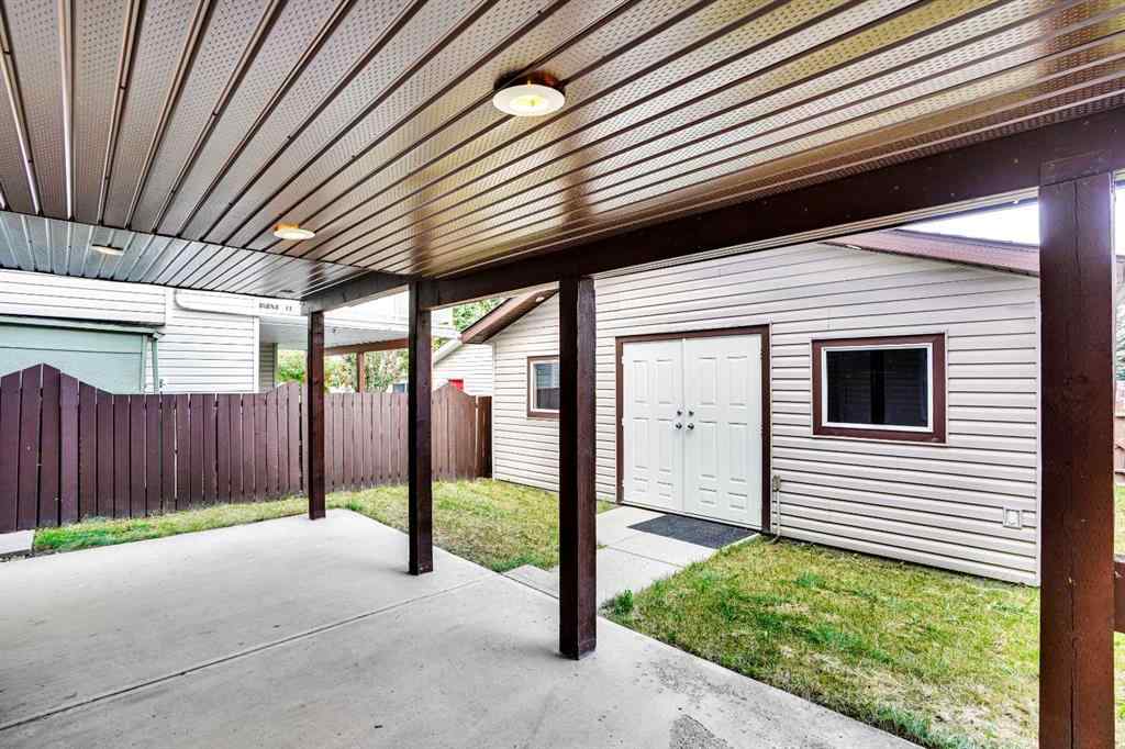 MLS® A2256152 - 96 Eversyde Circle SW in Evergreen Calgary, Residential