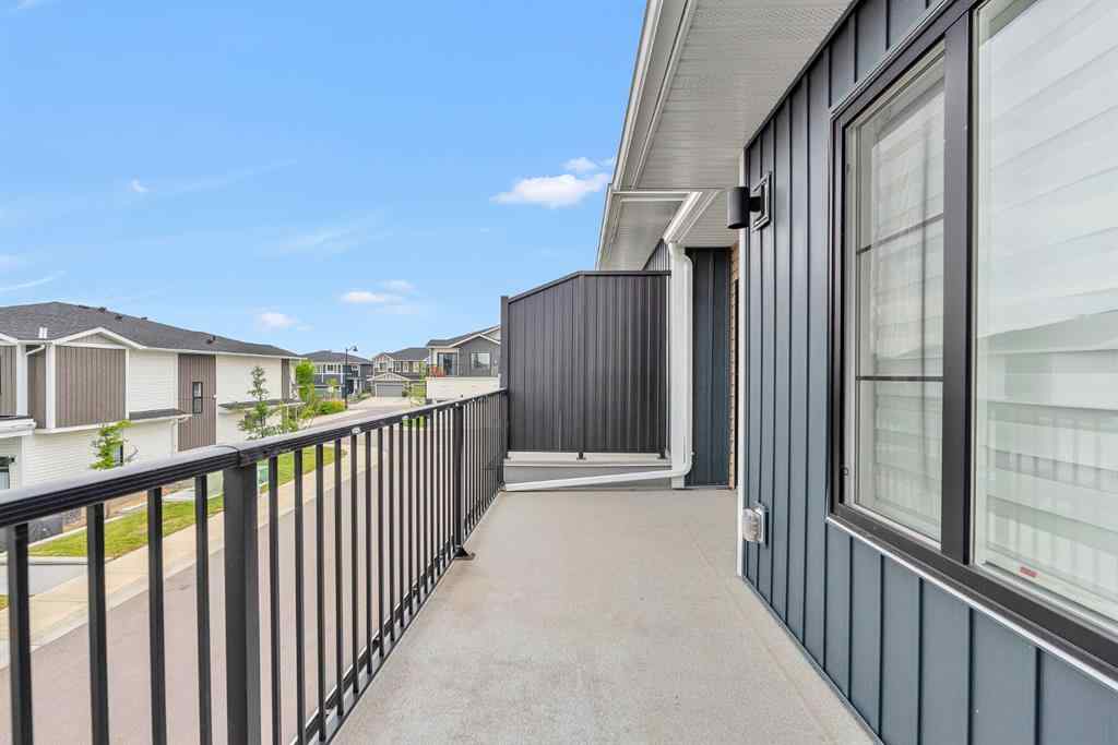 MLS® A2256156 - 123 Crestbrook Way SW in Crestmont Calgary, Residential