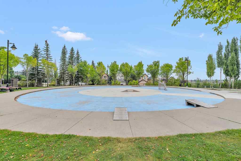 MLS® A2256156 - 123 Crestbrook Way SW in Crestmont Calgary, Residential