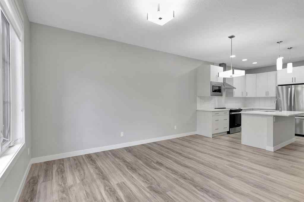 MLS® A2256156 - 123 Crestbrook Way SW in Crestmont Calgary, Residential