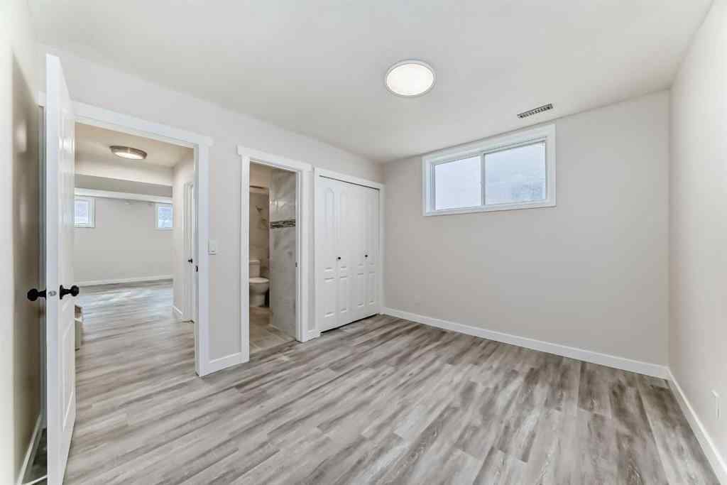 MLS® A2256158 - 96 Douglas Ridge Close SE in Douglasdale/Glen Calgary, Residential