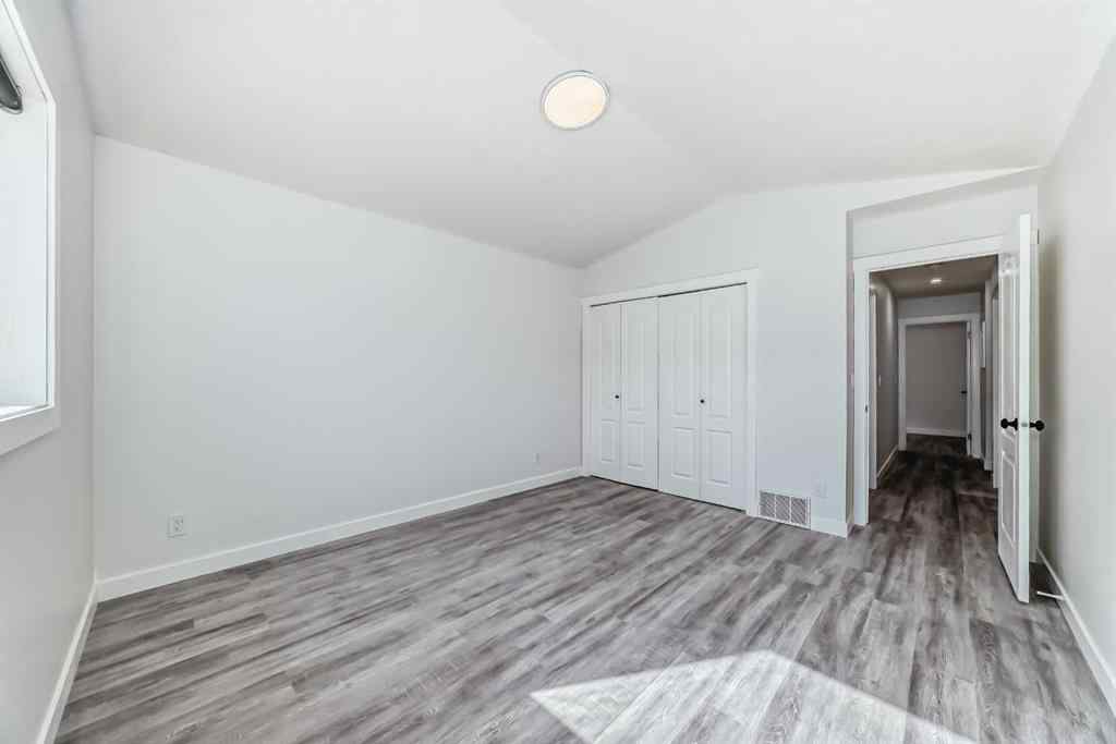 MLS® A2256158 - 96 Douglas Ridge Close SE in Douglasdale/Glen Calgary, Residential