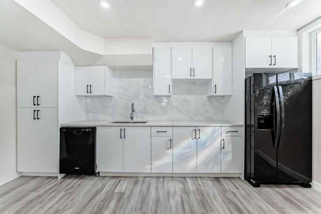 MLS® A2256158 - 96 Douglas Ridge Close SE in Douglasdale/Glen Calgary, Residential