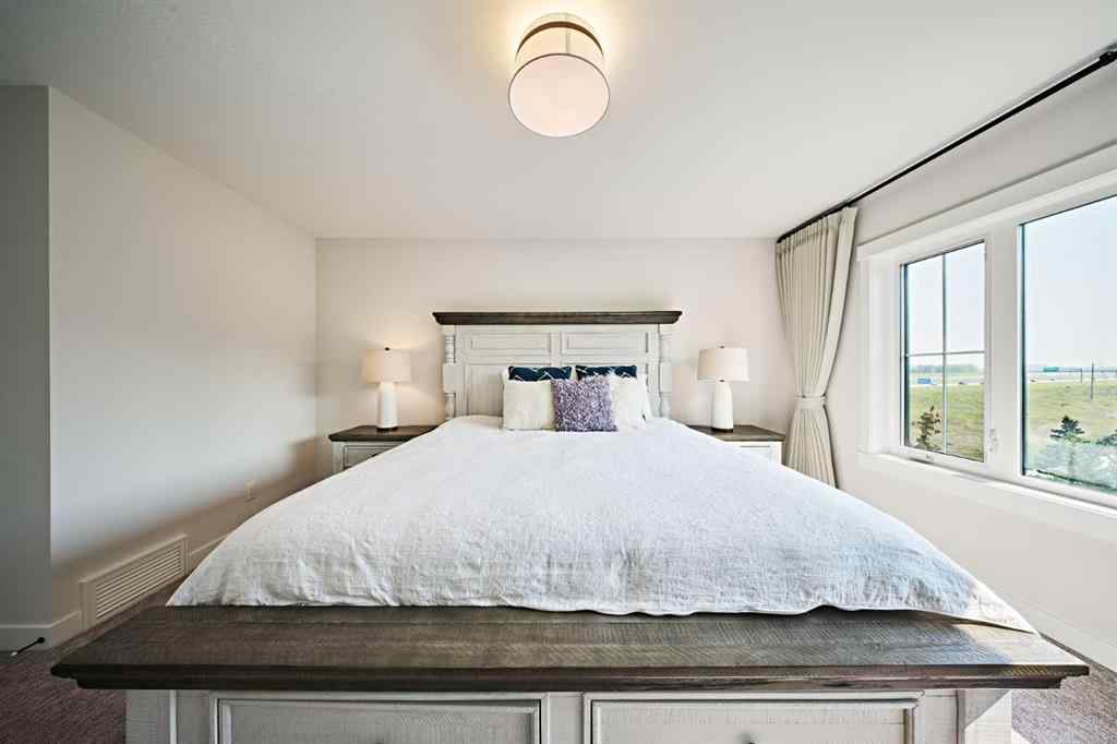MLS® A2256159 - 468 Discovery Place SW in Discovery Ridge Calgary, Residential