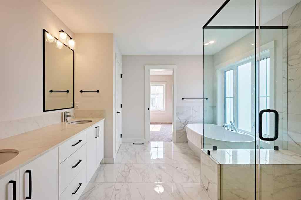 MLS® A2256159 - 468 Discovery Place SW in Discovery Ridge Calgary, Residential