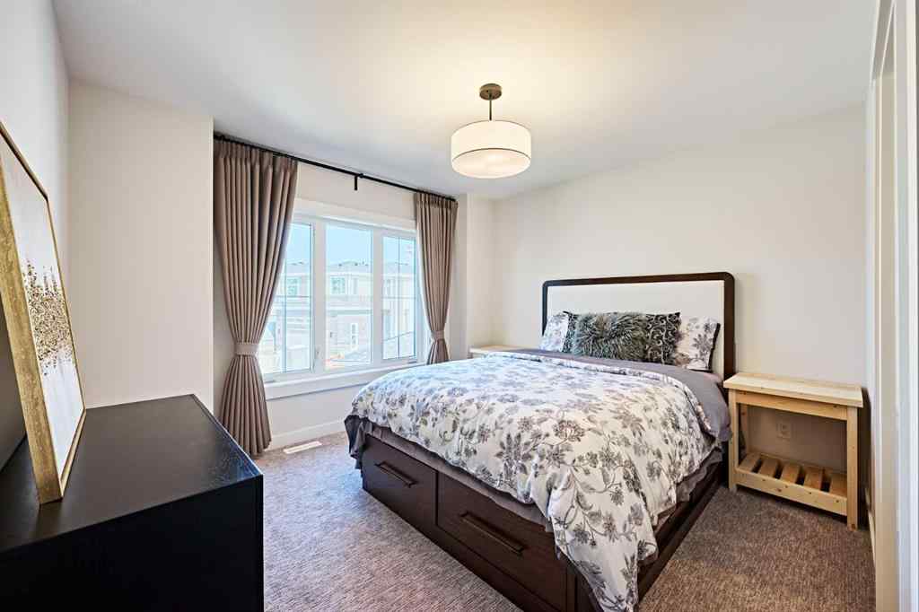 MLS® A2256159 - 468 Discovery Place SW in Discovery Ridge Calgary, Residential