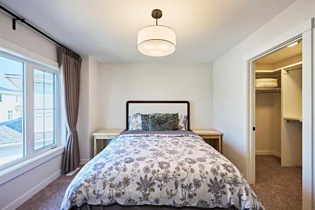 MLS® A2256159 - 468 Discovery Place SW in Discovery Ridge Calgary, Residential