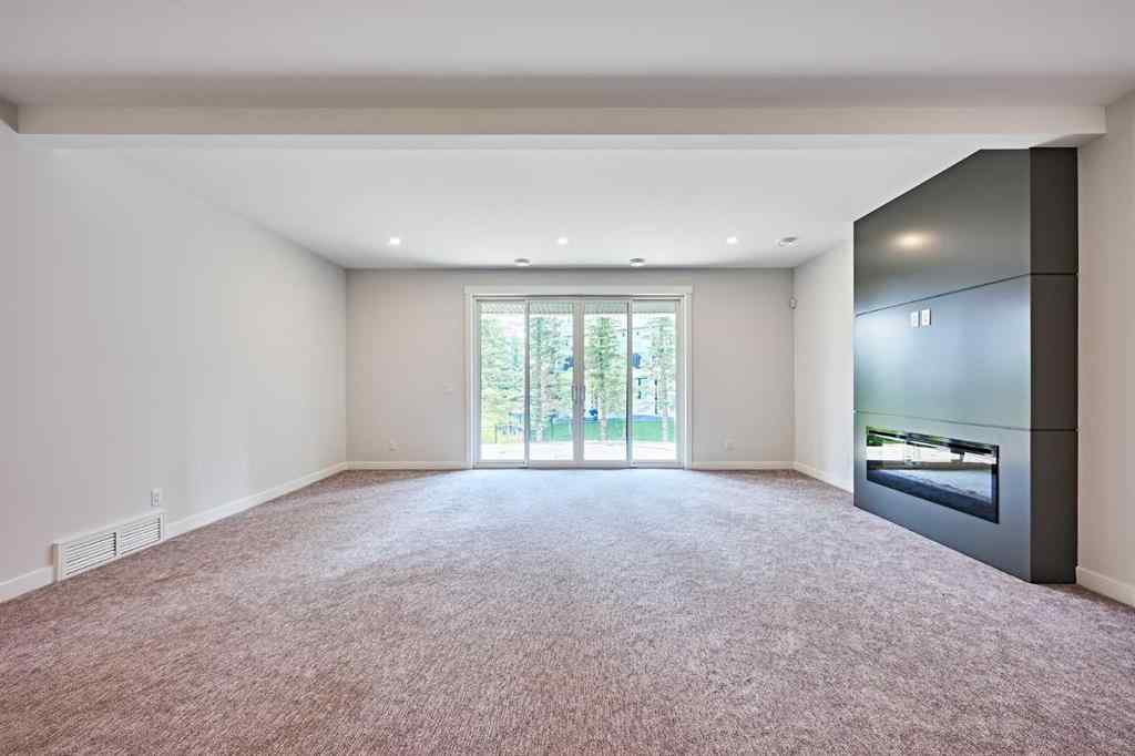 MLS® A2256159 - 468 Discovery Place SW in Discovery Ridge Calgary, Residential