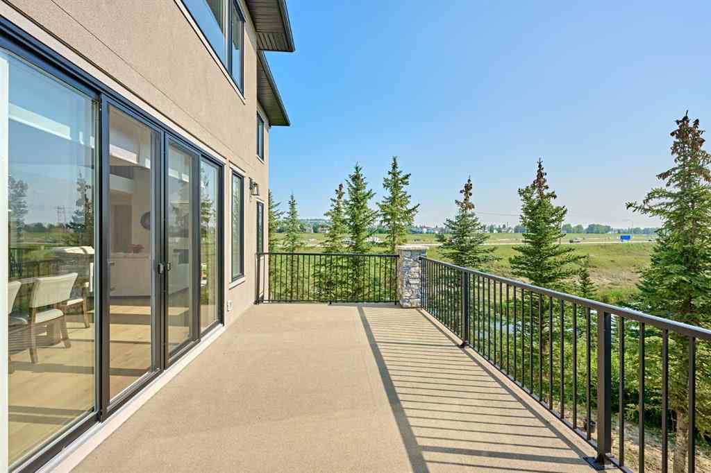 MLS® A2256159 - 468 Discovery Place SW in Discovery Ridge Calgary, Residential