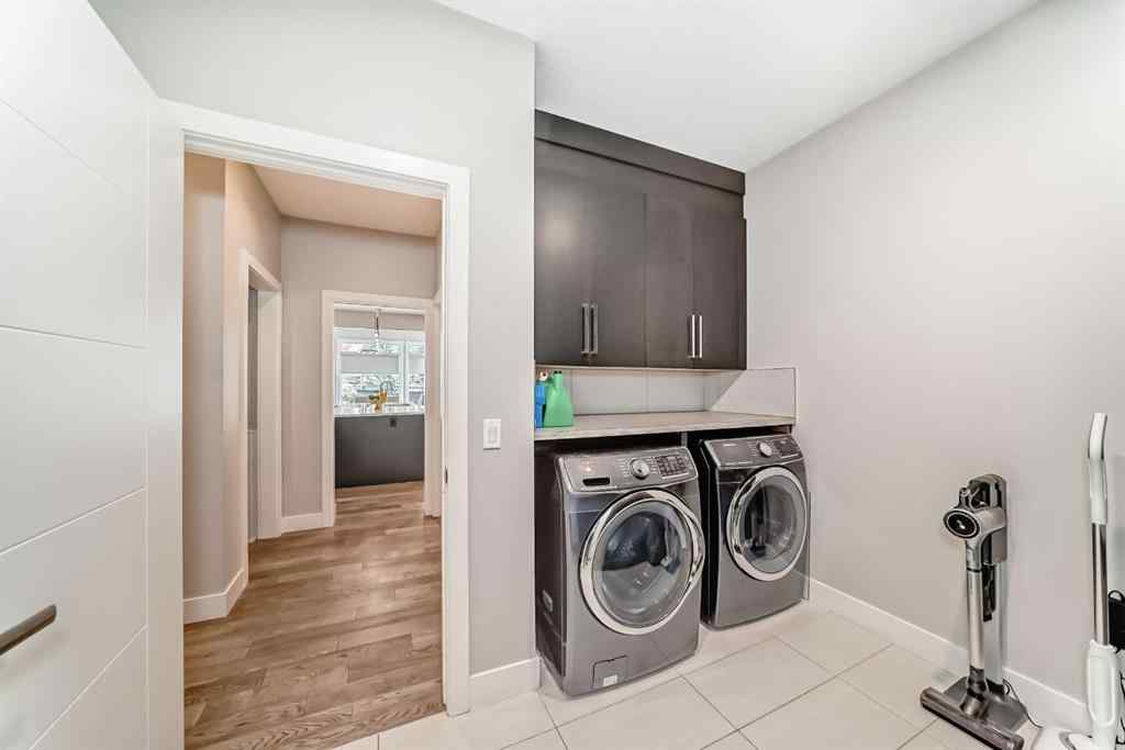 MLS® A2256160 - 213 Springbluff Boulevard SW in Springbank Hill Calgary, Residential