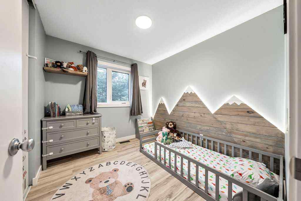 MLS® A2256162 - 301 tuscany Drive NW in Tuscany Calgary, Residential