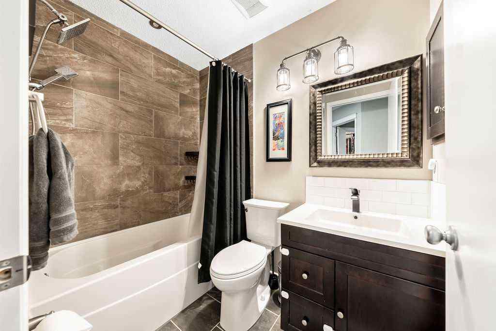 MLS® A2256162 - 301 tuscany Drive NW in Tuscany Calgary, Residential