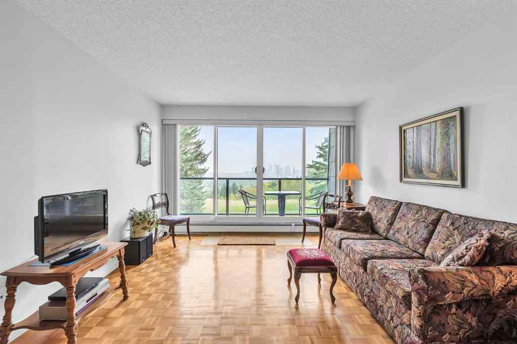 MLS® A2256168 - Unit #102 516 Cedar Crescent SW in Spruce Cliff Calgary, Residential