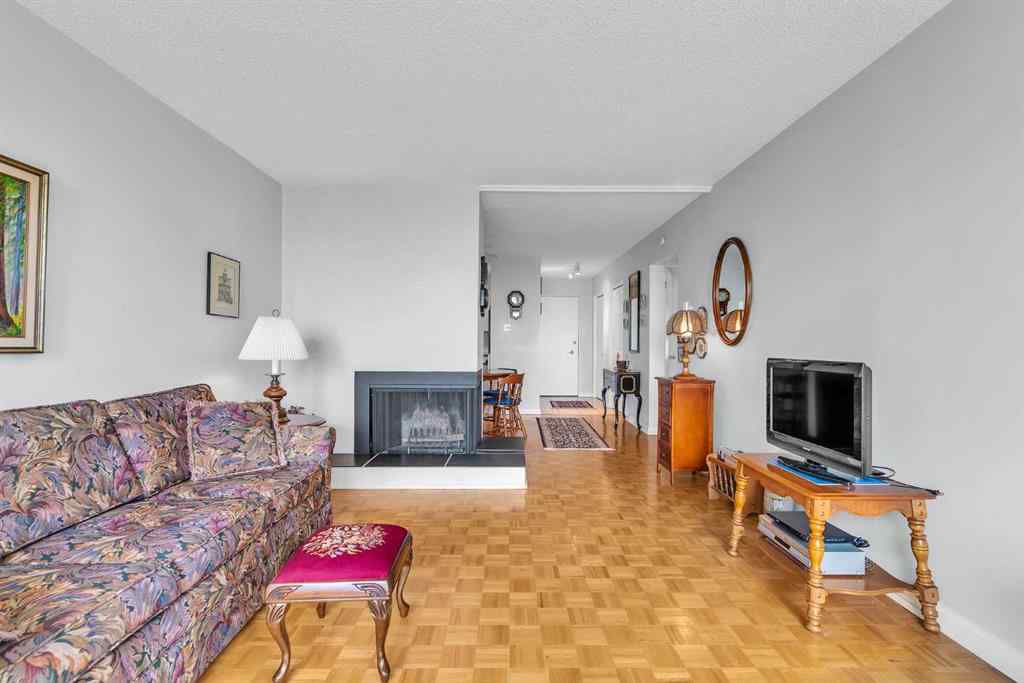 MLS® A2256168 - Unit #102 516 Cedar Crescent SW in Spruce Cliff Calgary, Residential